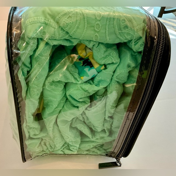 Cottage Fresh Queen Duvet Set by Nanette Lepore - new in original packaging - Picture 8 of 9